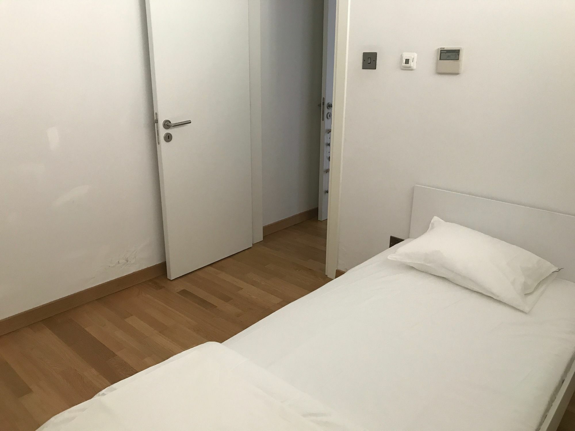 Finikoudes Luxury Apartments ラルナカ エクステリア 写真