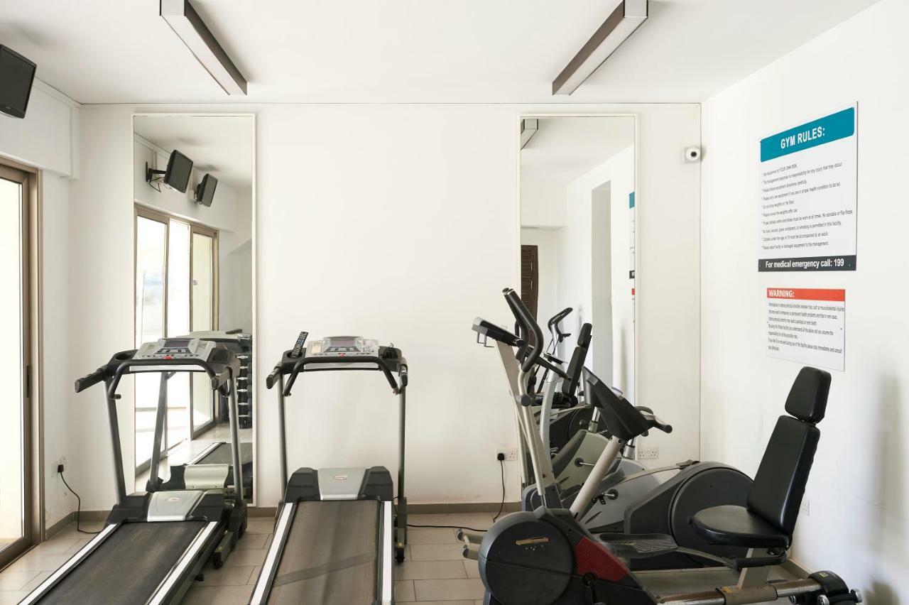 Finikoudes Luxury Apartments ラルナカ エクステリア 写真