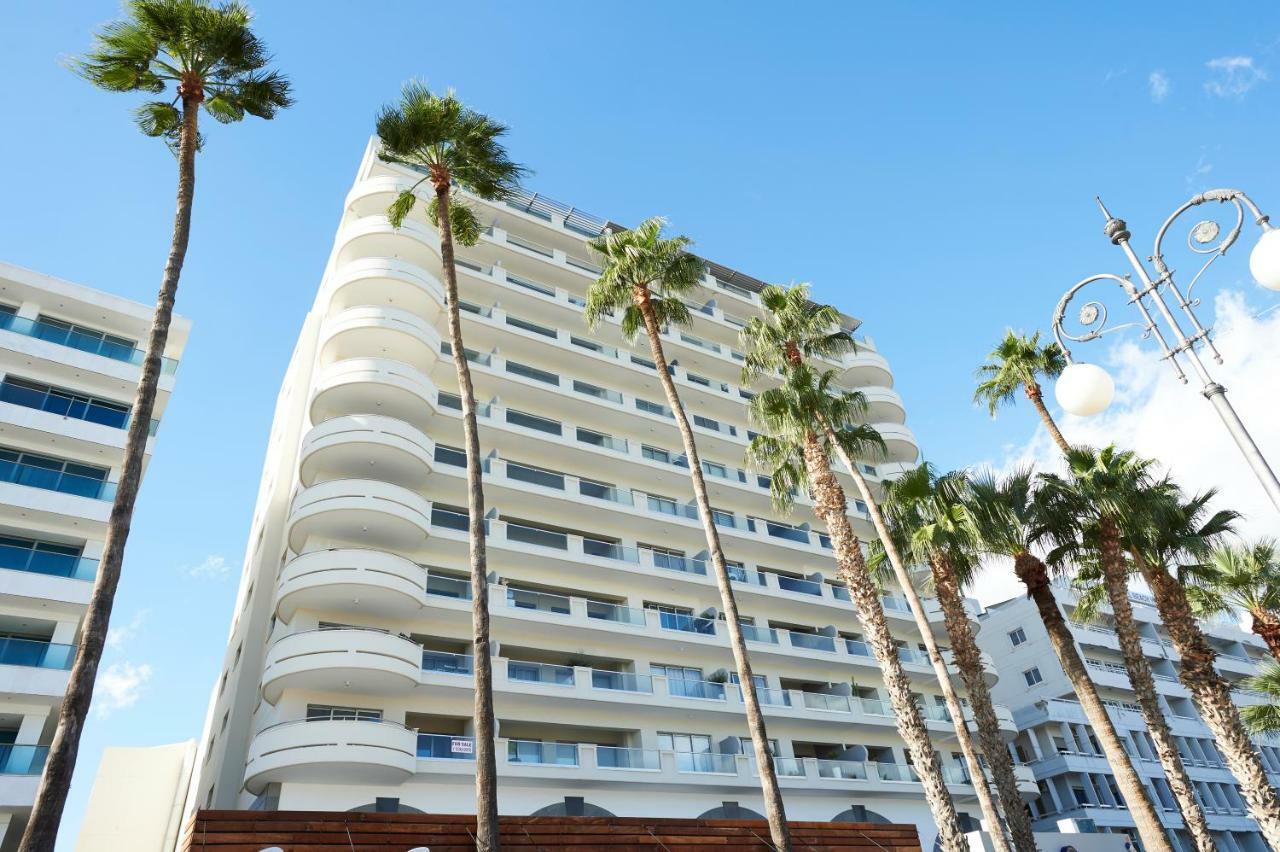 Finikoudes Luxury Apartments ラルナカ エクステリア 写真