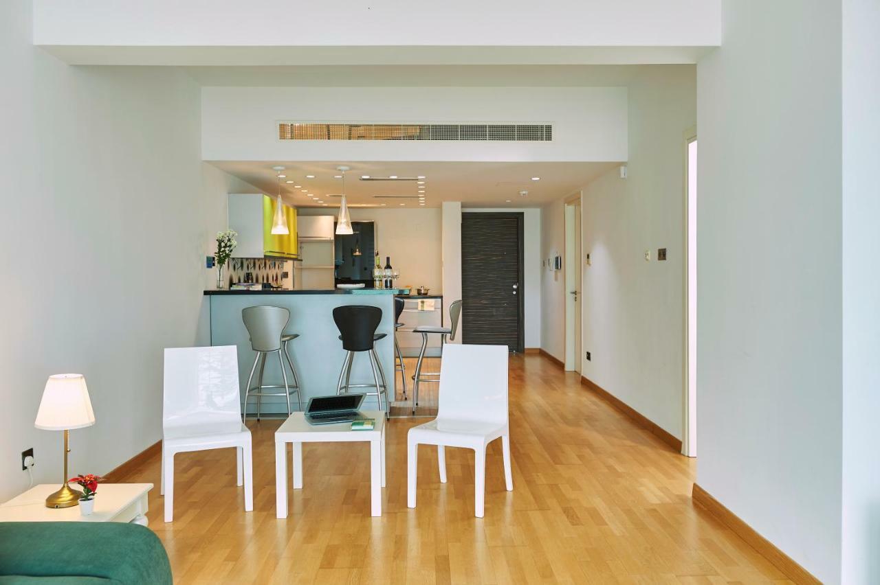 Finikoudes Luxury Apartments ラルナカ エクステリア 写真